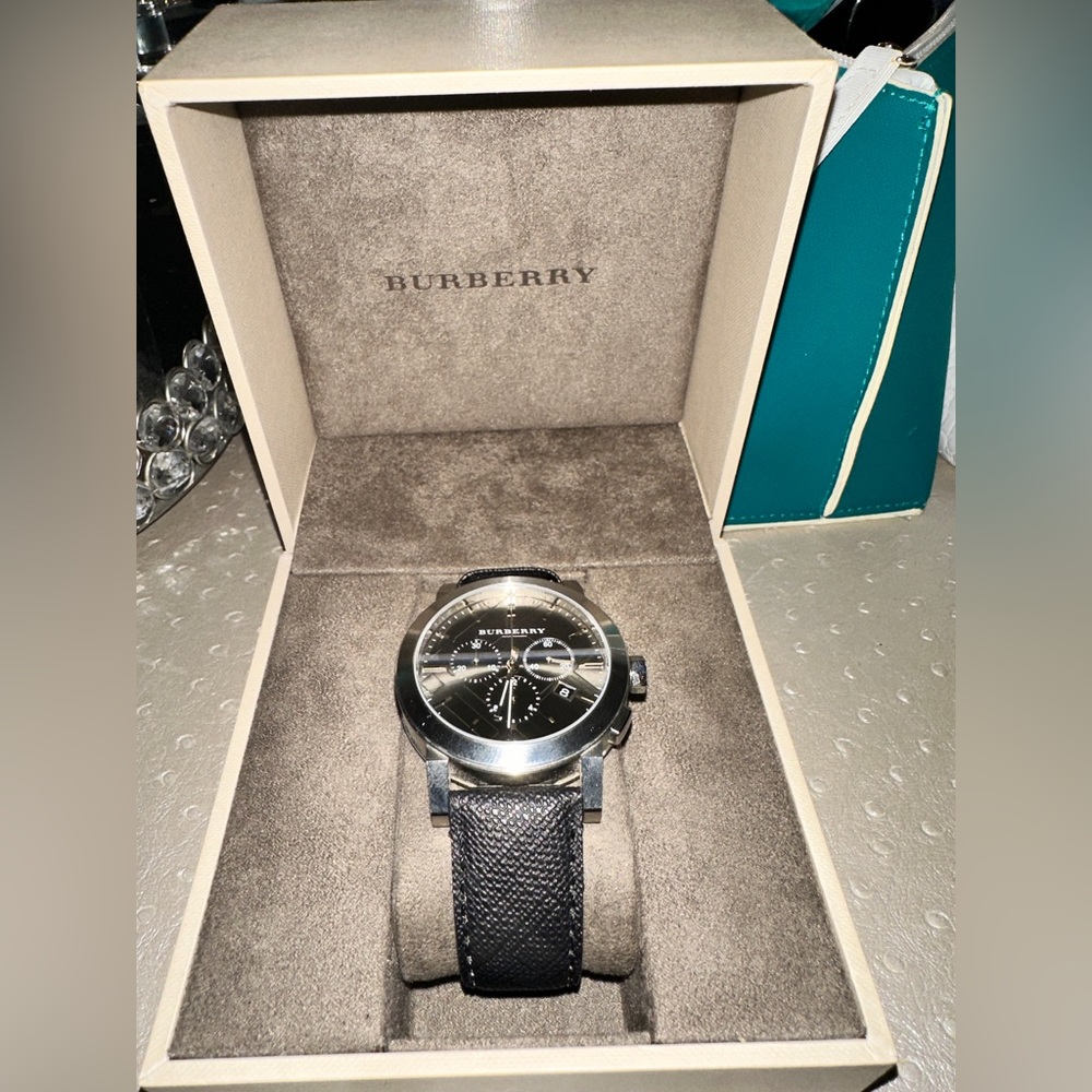 Worn once. Mend Burberry watch. With box